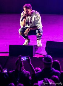 Check the photos from Brett Young, Morgan Evans, & Ashley Cooke's concert at KEMBA LIVE! in Columbus on Thursday, March 30th, 2023