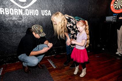 Check out your photos with Matt Stell at the Flying Pig Tavern on Monday, February 5th, 2024.