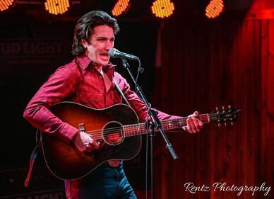 Check out your photos with Drake Milligan at W.O. Wrights in Beavercreek on January 26th, 2023