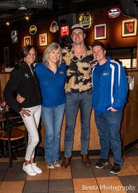 Check out your photos with Matt Stell at Milano's on May 5th, 2022