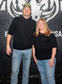 Check out your photos with Matt Stell at the Flying Pig Tavern on Monday, February 5th, 2024.