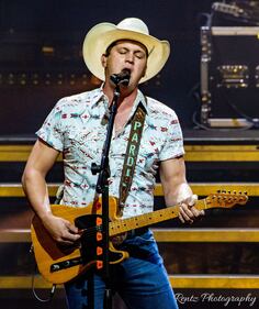 Check out the photos from Jon Pardi's concert at the Rose Music Center with Lainey Wilson and Hailey Whitters on Saturday, September 17th, 2022.