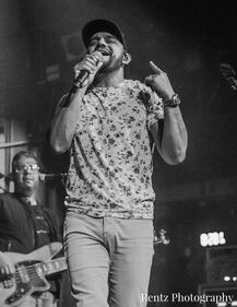 Check out the photos from Frank Ray's concert at Bogart's in Cincinnati on Thursday, March 24th, 2022.